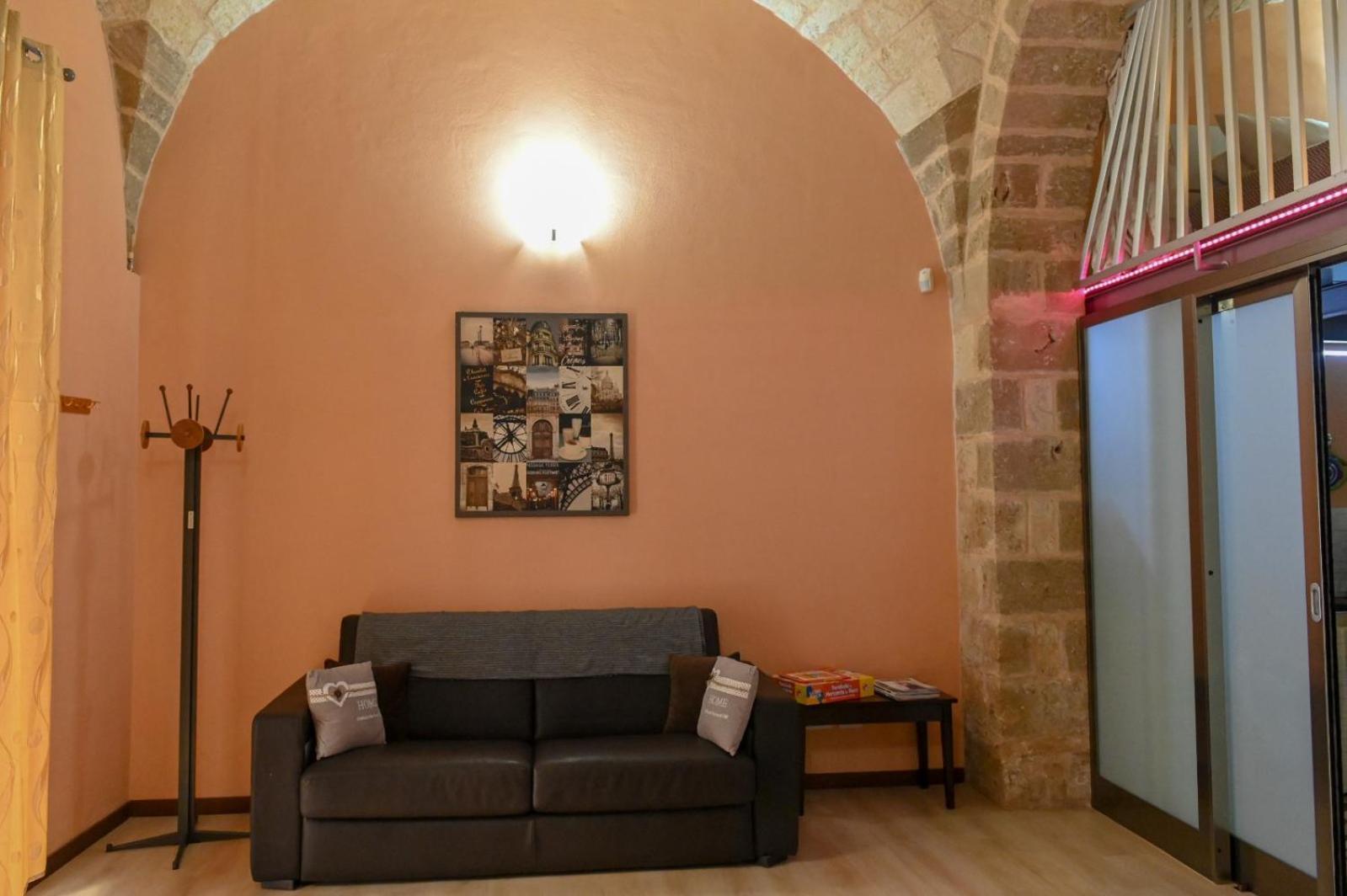 The Nest Of Envy Bari Exterior foto